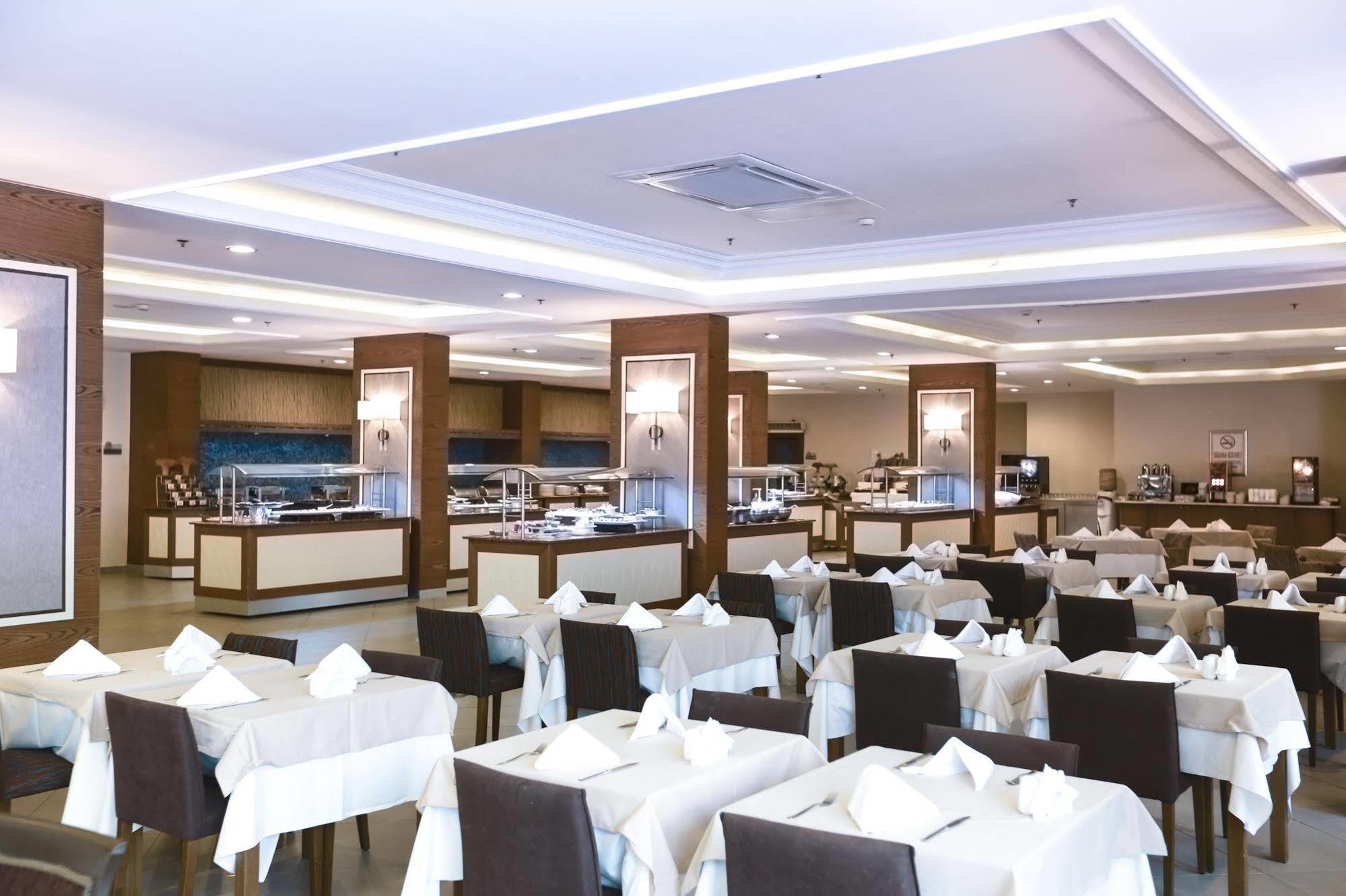 Insula Resort & Spa Alanya Buitenkant foto