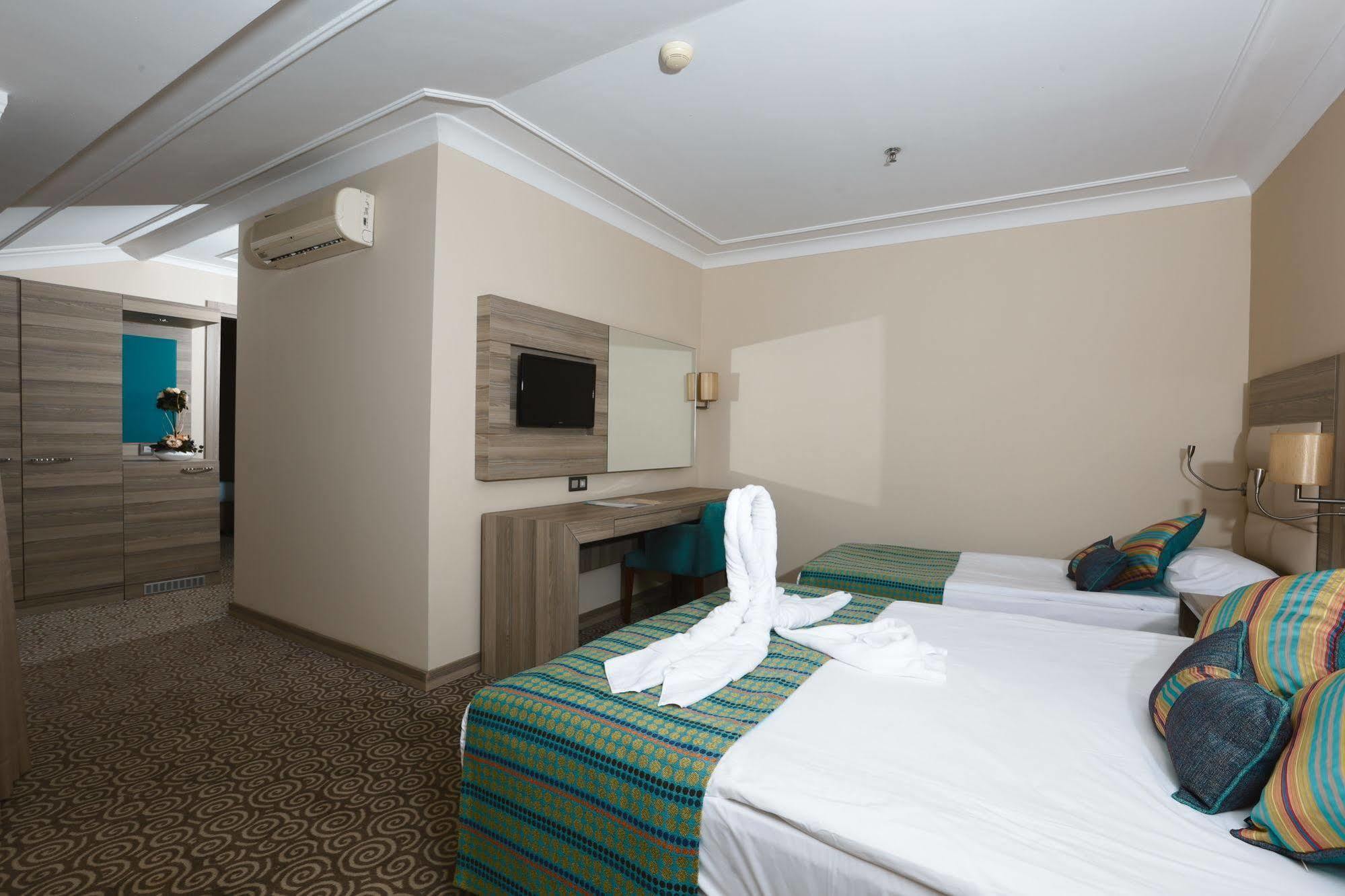 Insula Resort & Spa Alanya Buitenkant foto